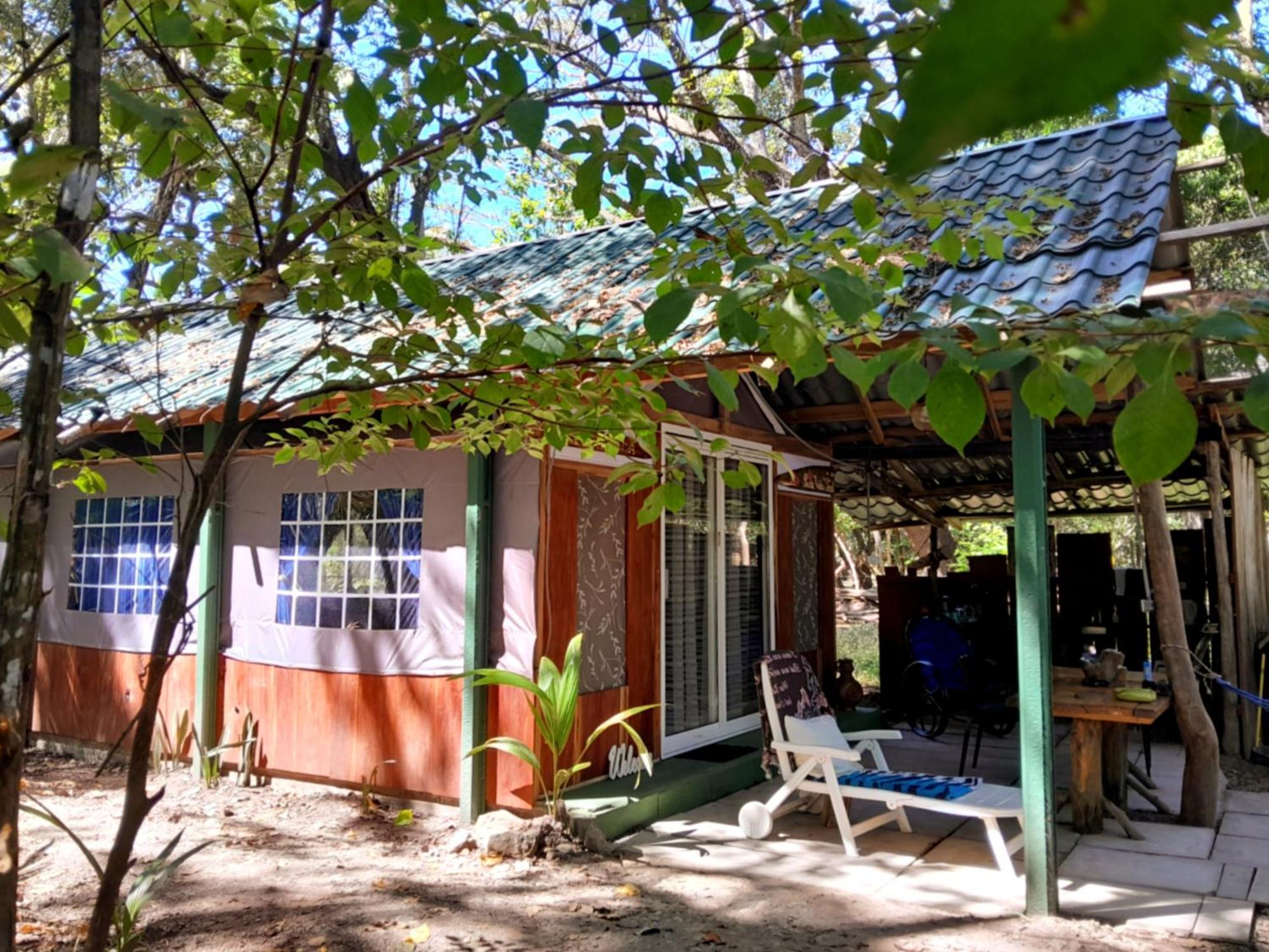 Fully Furnished Family Jungle Tent, Latino Glamping ปาเกรา ภายนอก รูปภาพ