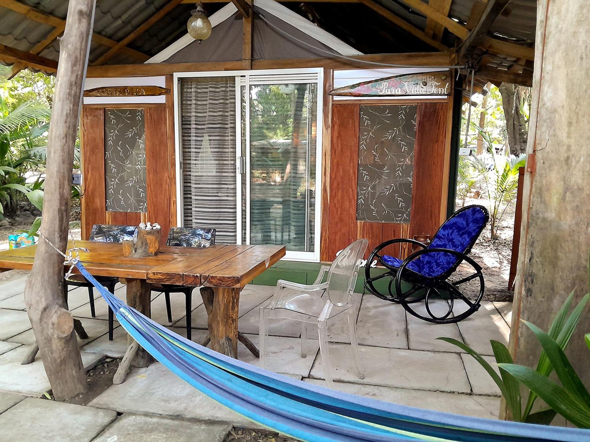 Fully Furnished Family Jungle Tent, Latino Glamping Paquera Hotel ภายนอก รูปภาพ